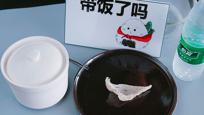 燕窝的做法 用鸡蛋牛奶隔水炖最养人 燕窝的做法|燕窝|燕窝的功效与作用|燕窝的做法|燕窝怎么吃|燕窝怎么做|燕窝怎么炖|