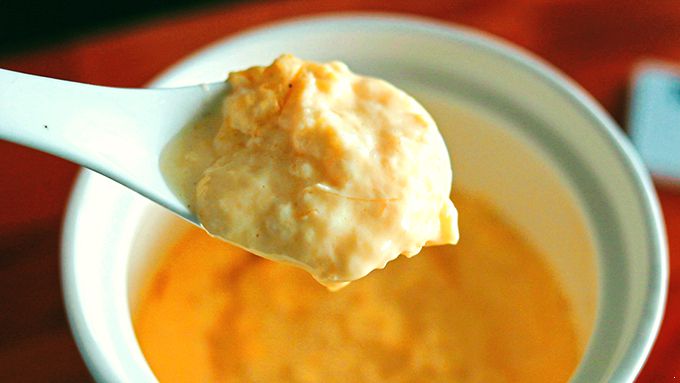 燕窝的做法 用鸡蛋牛奶隔水炖最养人 燕窝的做法|燕窝|燕窝的功效与作用|燕窝的做法|燕窝怎么吃|燕窝怎么做|燕窝怎么炖|