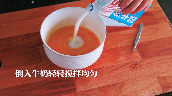 燕窝的做法 用鸡蛋牛奶隔水炖最养人 燕窝的做法|燕窝|燕窝的功效与作用|燕窝的做法|燕窝怎么吃|燕窝怎么做|燕窝怎么炖|