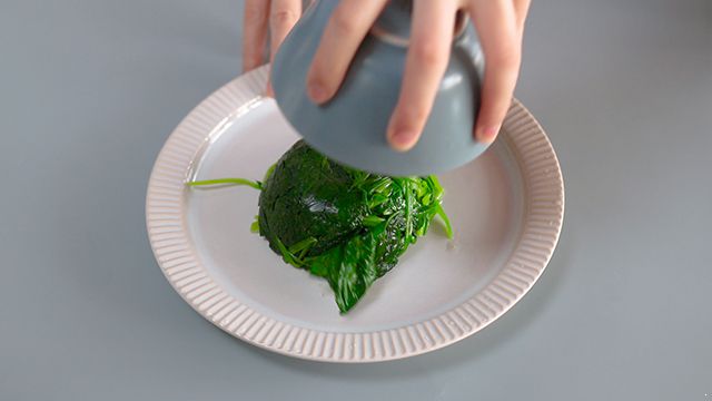 菠菜的做法 两个窍门做麻酱菠菜色香味俱全 菠菜的做法|菠菜的做法|菠菜|菠菜怎么做|