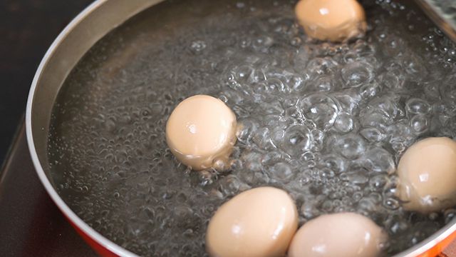 茶叶蛋的做法 两个小窍门做出来更加Q弹喷香 茶叶蛋的做法|茶叶蛋的做法|茶叶蛋|茶叶蛋怎么做|