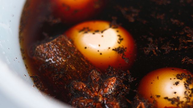 茶叶蛋的做法 两个小窍门做出来更加Q弹喷香 茶叶蛋的做法|茶叶蛋的做法|茶叶蛋|茶叶蛋怎么做|