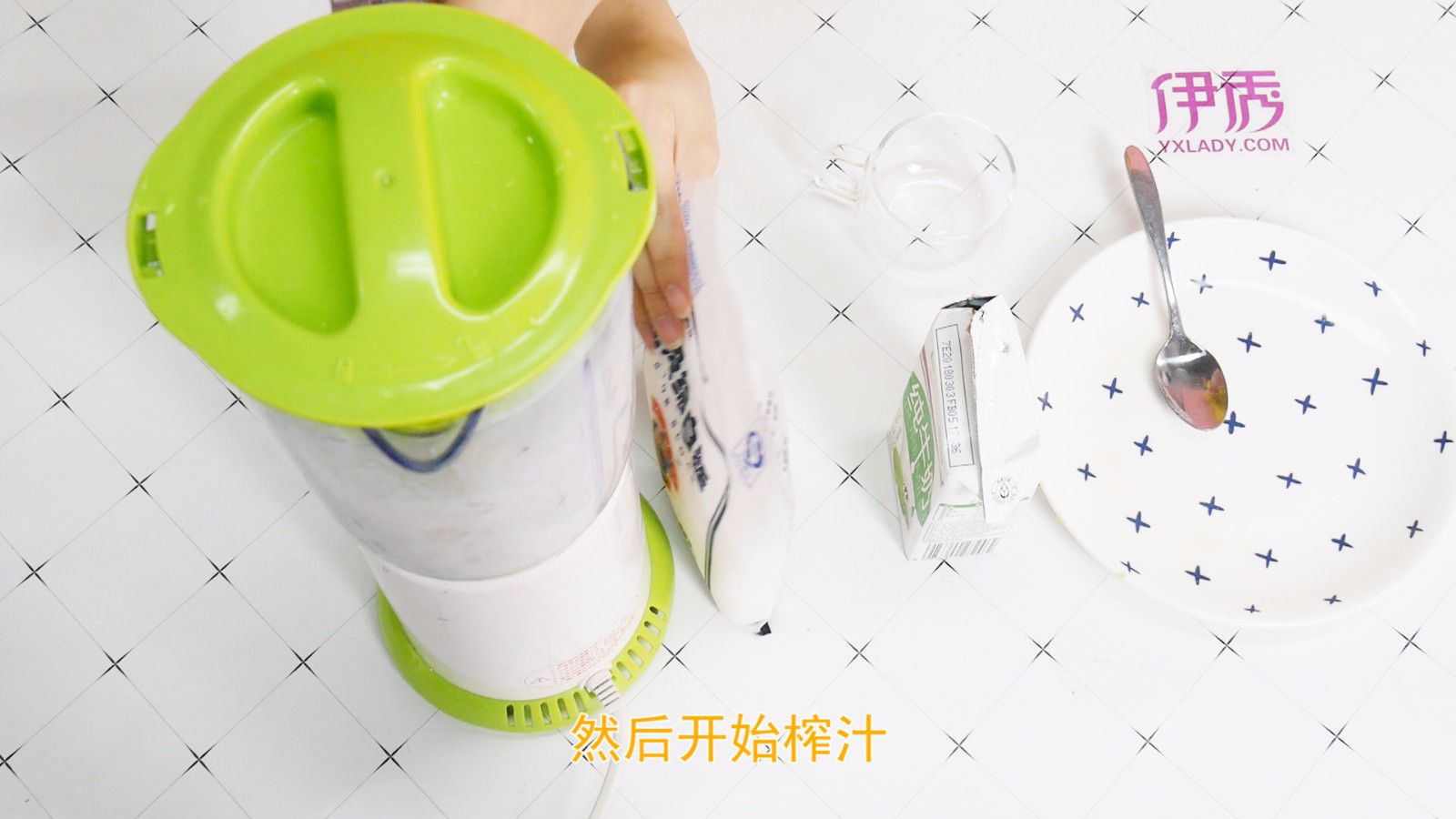 猕猴桃奶昔简单做法 瘦身又健康 猕猴桃