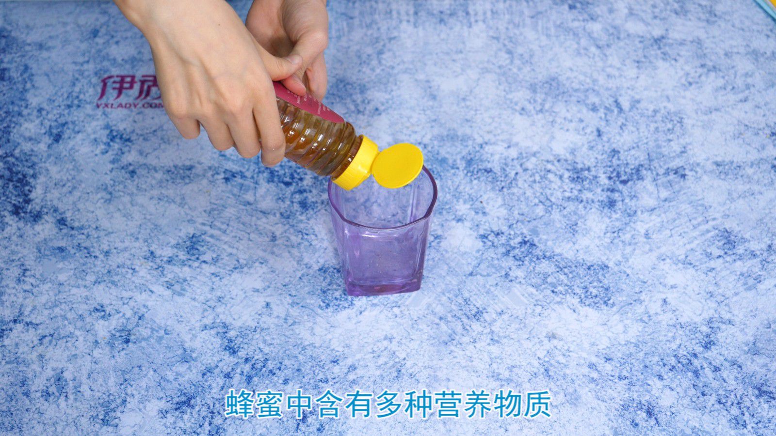 喝蜂蜜水会胖吗 通常是不会的 喝蜂蜜水会胖吗|喝蜂蜜水会胖吗|蜂蜜|发胖|