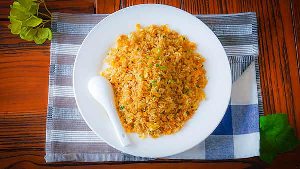 黄金蛋炒饭的做法 先炒蛋再炒饭松软喷香 赶紧收藏 蛋炒饭的做法|蛋炒饭|炒饭|